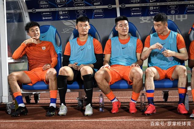 麦迪：文班季后赛会被针对 不看好马刺冲出西部 他们还需沉淀
